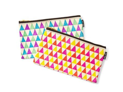 Add Pattern to Makeup Bags With Sharpies