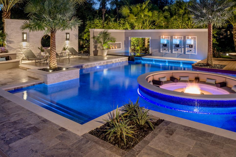 Sunken Fire Pit Seating Area, How Close Can A Fire Pit Be To Pool