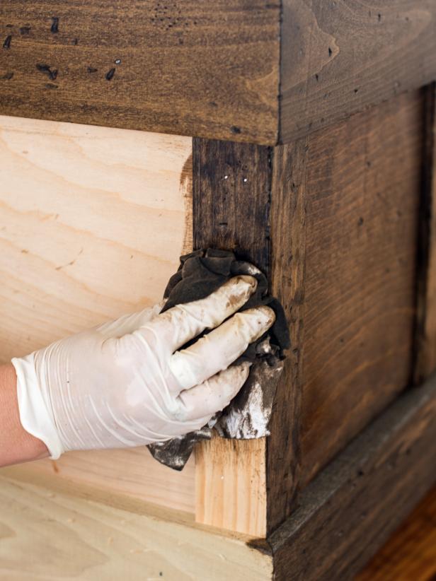 Apply a dark wood stain with 2” natural bristle brush. Wipe off excess with lint-free cotton cloth. Tip: Wear latex or rubber gloves to protect hands from the stain. If desired, stain interior of trunk as well.