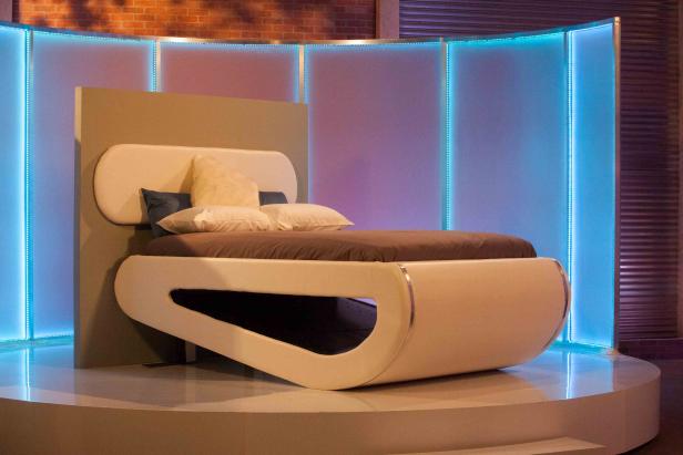 Designer Melissa Moir's and carpenter Steve Zimpel's bed as seen on Ellen's Design Challenge.