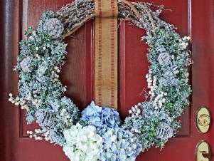 DIY Snowy Winter Wreath