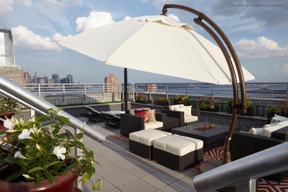 Contemporary NYC Rooftop Deck With Lawn, Fire Pit, and ...