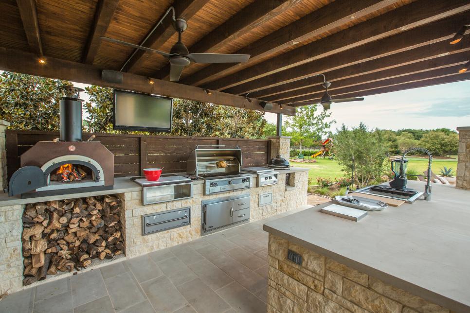 Outdoor Kitchen With Pizza Oven, Outdoor Oven Kitchen