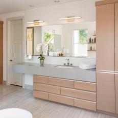 Neutral Primary Bathroom With Gray Countertops