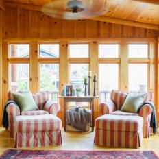 Log Cabin Great Room With Interior Pine Cladding
