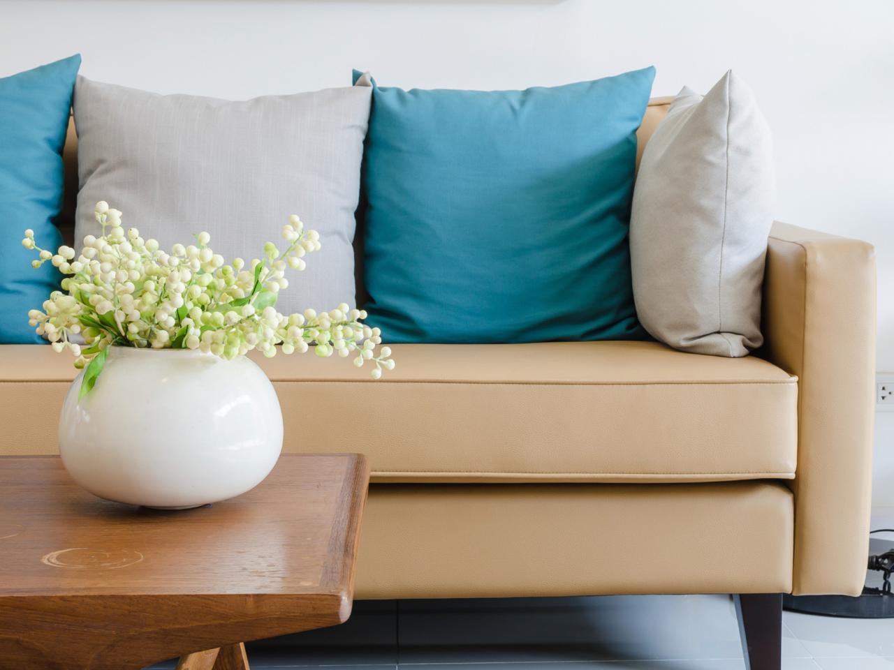 How To Clean A Couch DIY How To Clean A Couch DIY