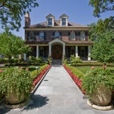 Illinois Home with Elegant Exterior