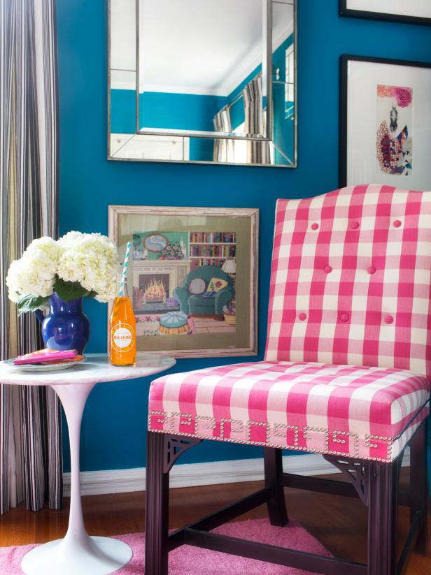 Caribbean Colors in a Small Bedroom | HGTV