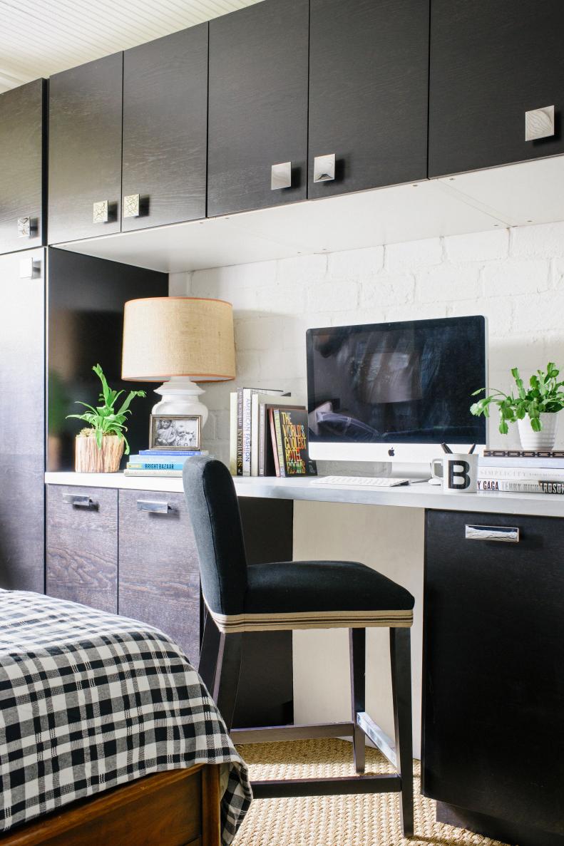 Dark Cabinets Add High Contrast in Work Space