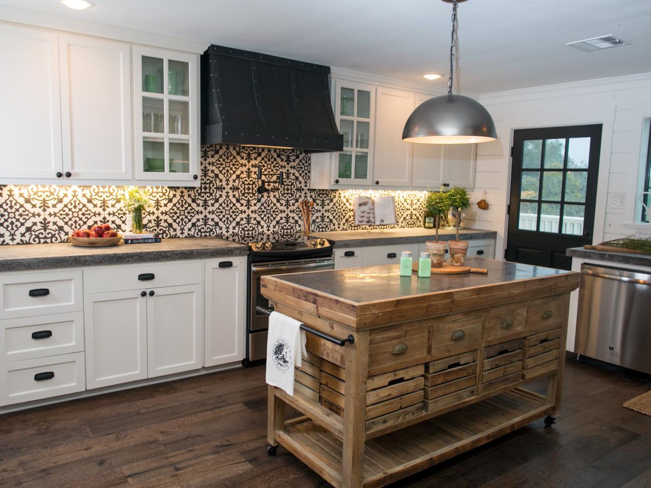 Before And After Kitchen Photos From Hgtv S Fixer Upper Hgtv S