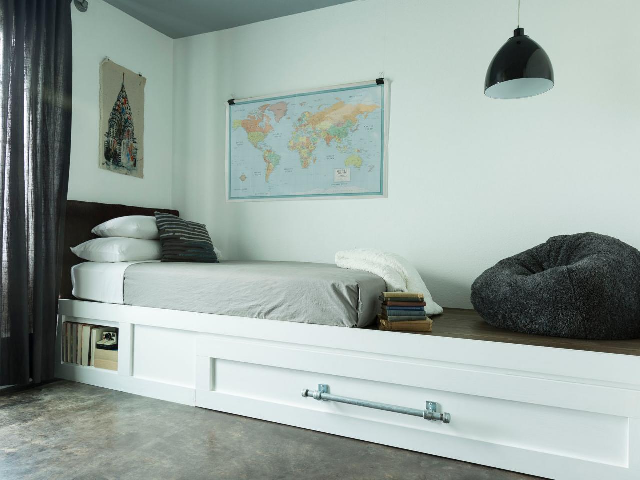 How To Build A Trundle Bed Hgtv