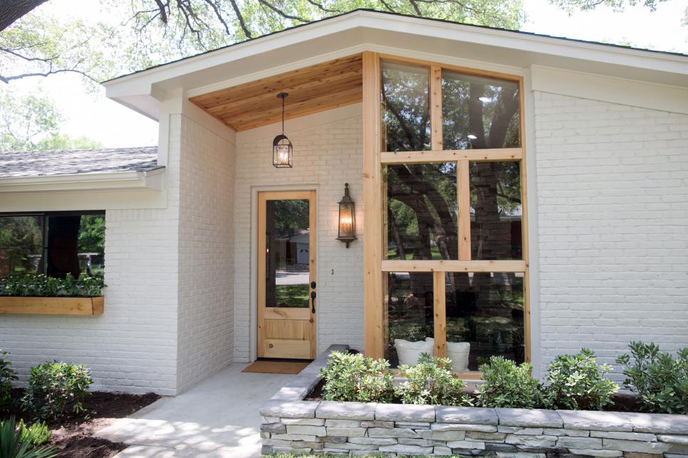 Fixer Upper Midcentury Ranch Gets A New Look With A Farmhouse