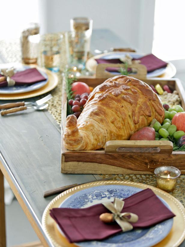 Edible Thanksgiving Bread Cornucopia Centerpiece