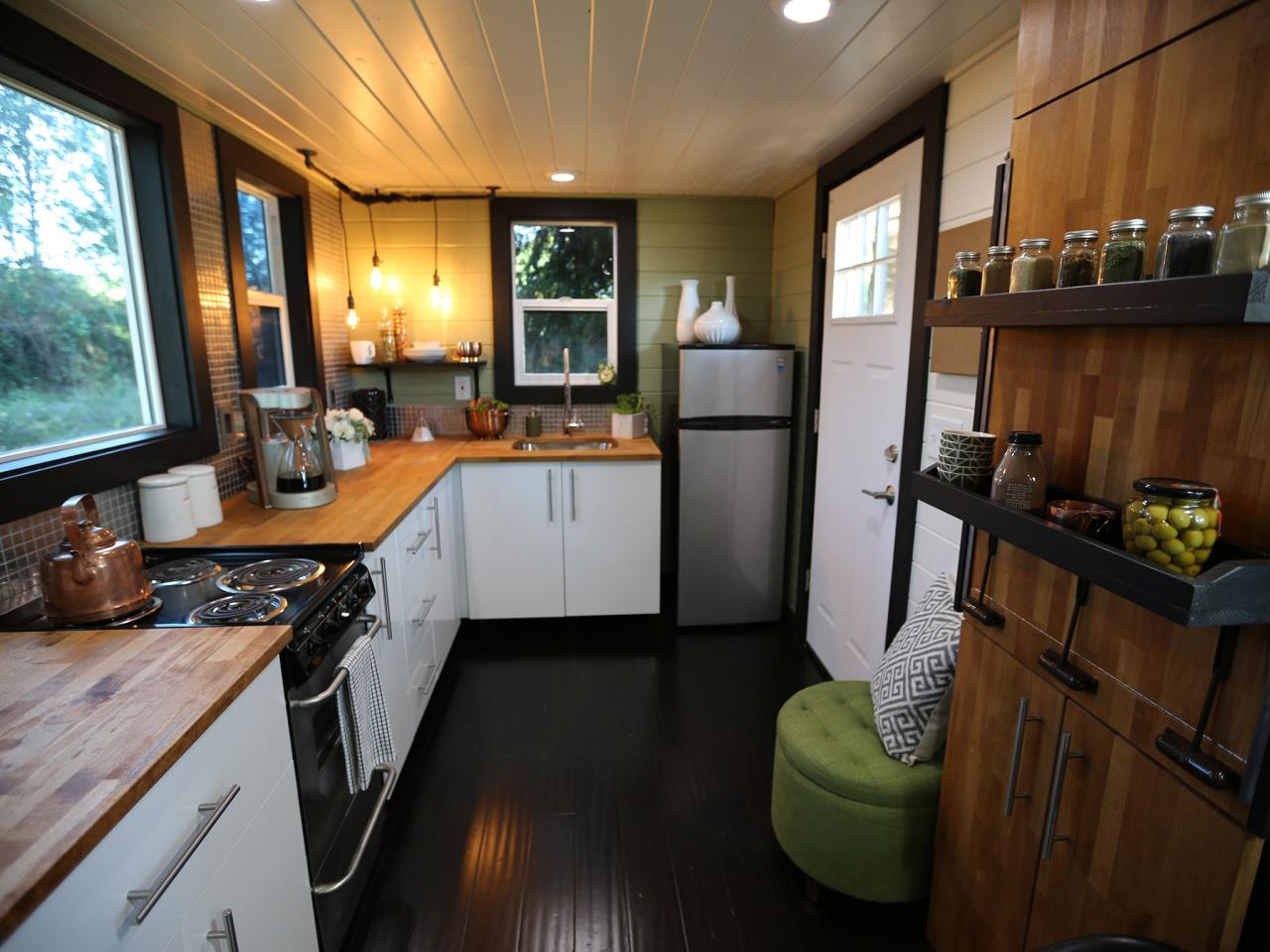 9 Ways To Live Luxuriously In A Tiny Home Hgtv S Decorating Design Blog Hgtv