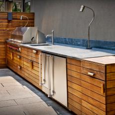 Modern Outdoor Kitchen With Grilling Station