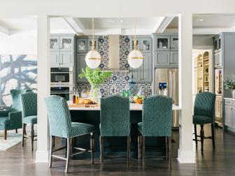 Smart Home 2016 Eat-In Kitchen With Barstools at Island