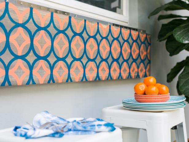 This versatile DIY drop down bar is perfect for small spaces, with a fun colorful pattern thatâll punch up your dÃ©cor and just enough work surface to mix a cocktail or serve up brunch!