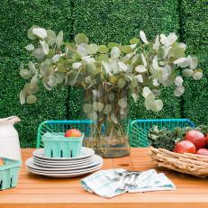 Outdoor Dining With Spring Decor