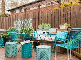 HGTV Spring House 2016: Cozy Outdoor Seating Area
