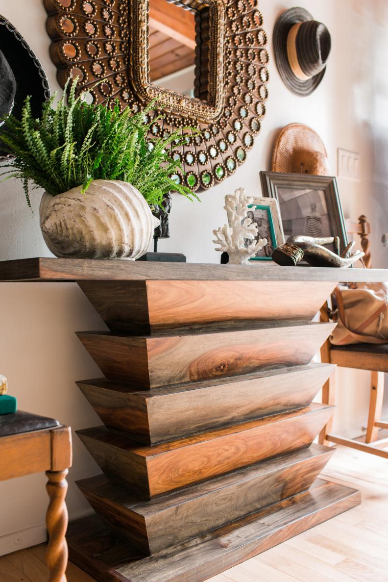 HGTV Spring House 2016: Sculpted Wood Console Table