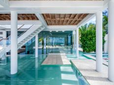 Water Elements Are Key Features of Modern Oceanfront Home