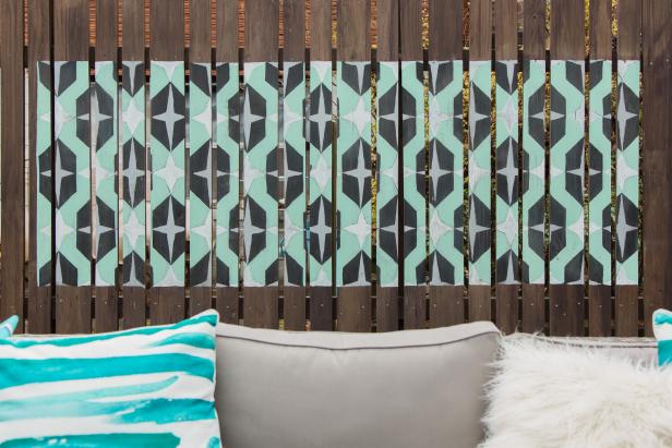HGTV Spring House 2016 Eye-Catching Fence Mural on Patio