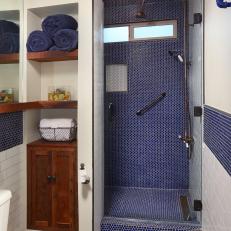Blue Penny Tile Makes Splash in Guest Bath