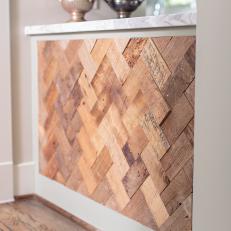 Reclaimed Wood Wall With Herringbone Patterned Design