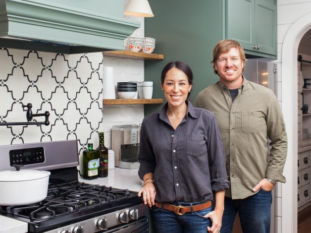 Joanna Gaines Loves a Statement Range Hood: Here's How To Pick Yours