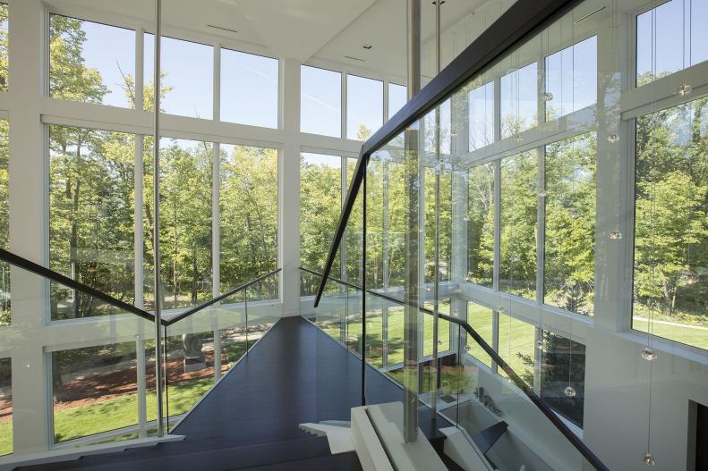 Modern Glass Staircase