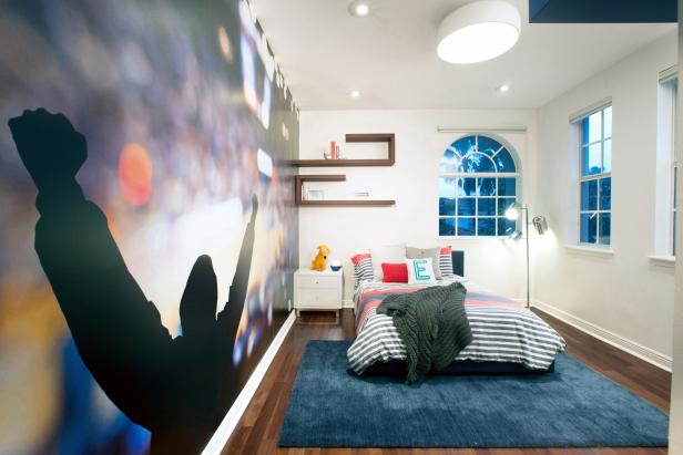 Contemporary Boys Bedroom With Mural