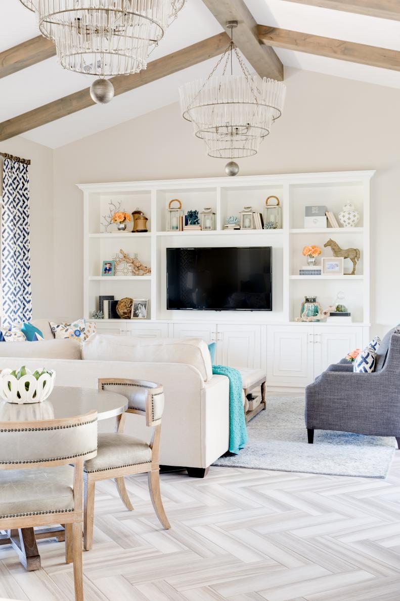 Neutral Transitional Great Room