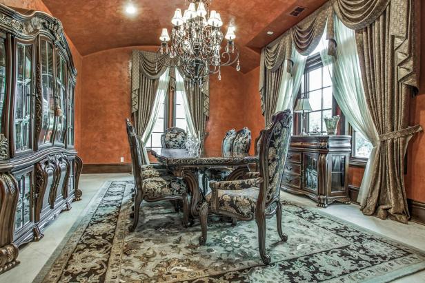 Traditional Dining Room With Venetian Plaster Walls