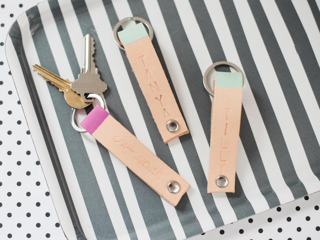 How to Make DIY Leather Keychains 2 Ways