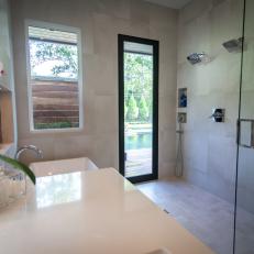 Spa-Like Contemporary Bathroom With Walk-In Shower