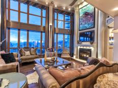 Grand Penthouse Living Room