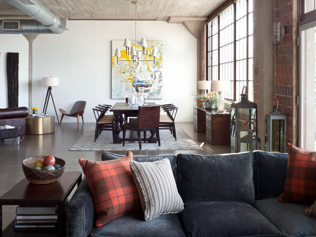 Urban loft throw 2025