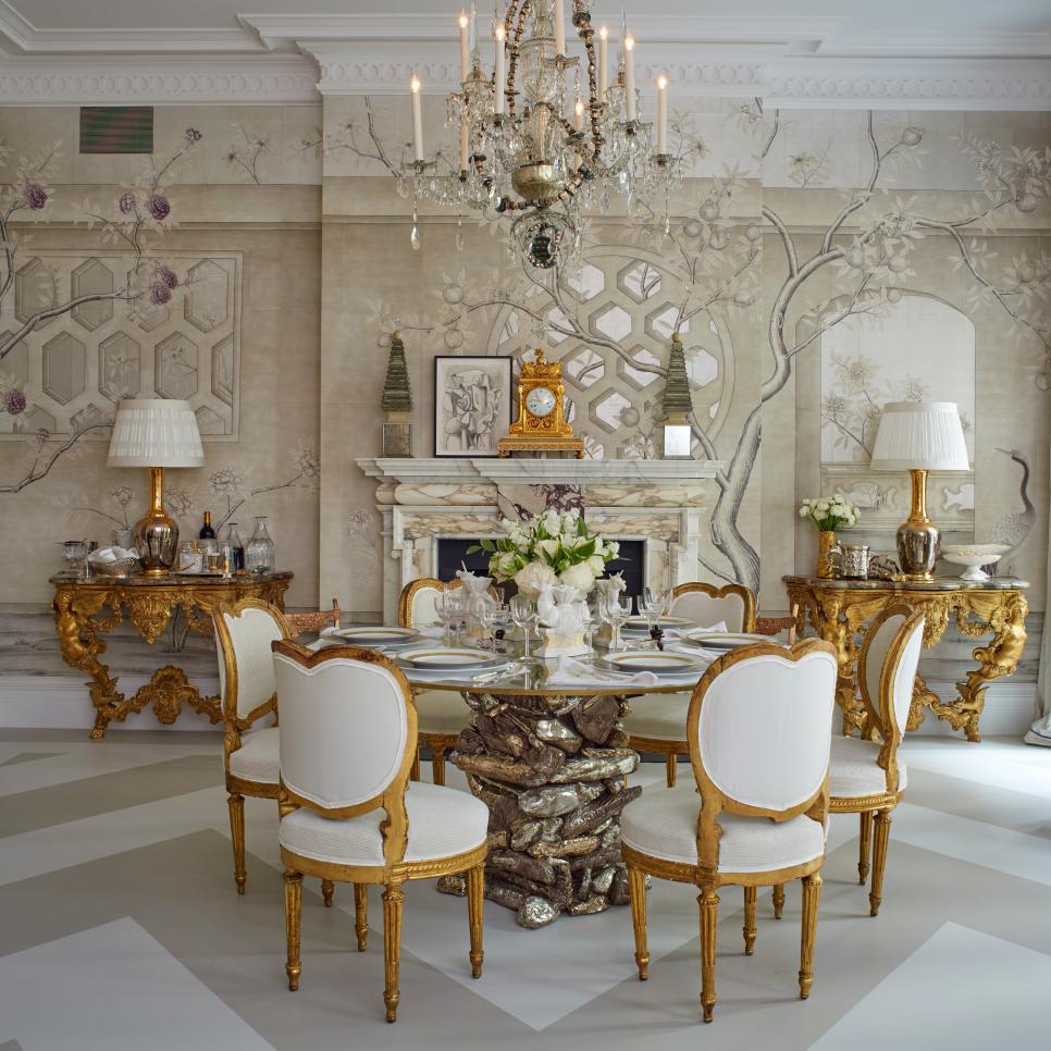 Dining Room Infused With Gold
