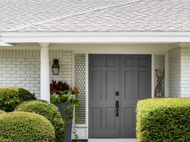 How to Paint a Front Door | HGTV