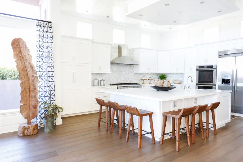 White Eat-In Transitional Kitchen 