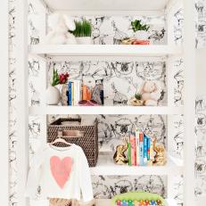 Bookcase in Animal Themed Nursery