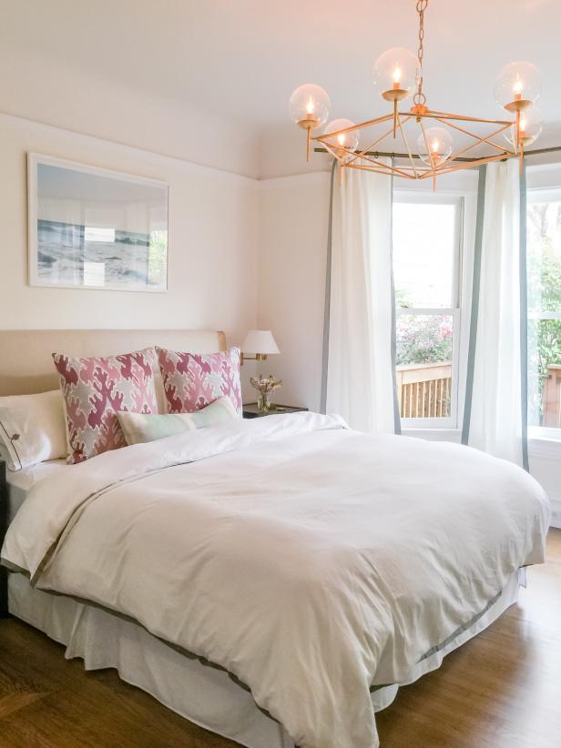 How to Design a Feng Shui Bedroom, According to Experts