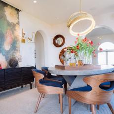 Elegant Dining Room Creates Easy, Comfortable Entertainment Space