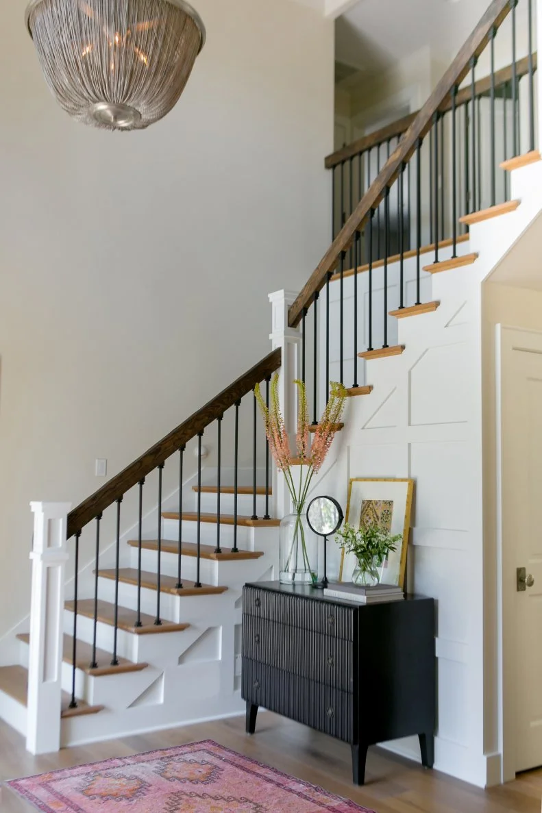 Foyer With Pink Rug