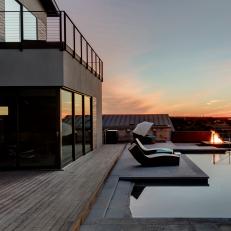 Infinity Pool Helps Modern Home's Exterior Become One with Nature