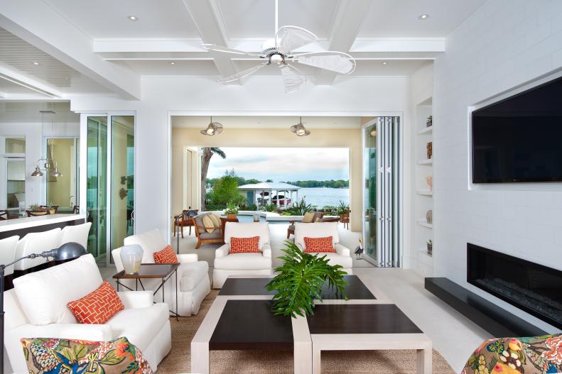 Island Style Living Space