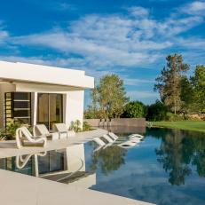 Modern California Home With Infinity Pool