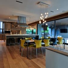 Contemporary Style Open Concept Kitchen and Dining Space