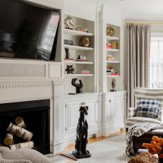Eclectic Living Room Mixes Styles