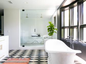 Black and White Spa Bathroom 